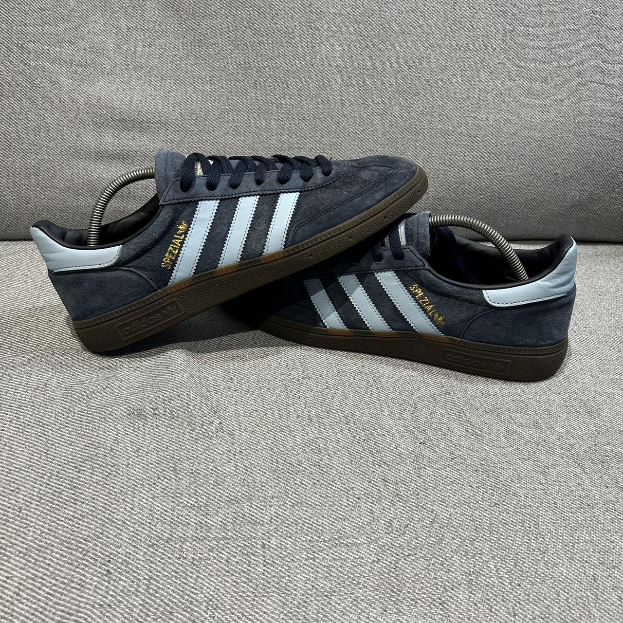 mens navy blue adidas trainers