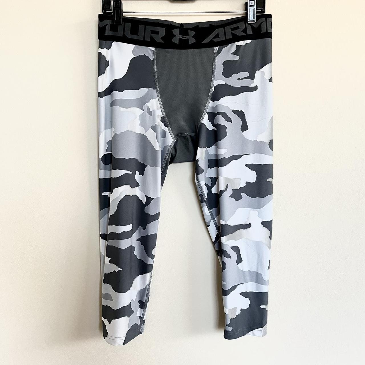The Under Armour Olive Camo Compression Leggings in - Depop