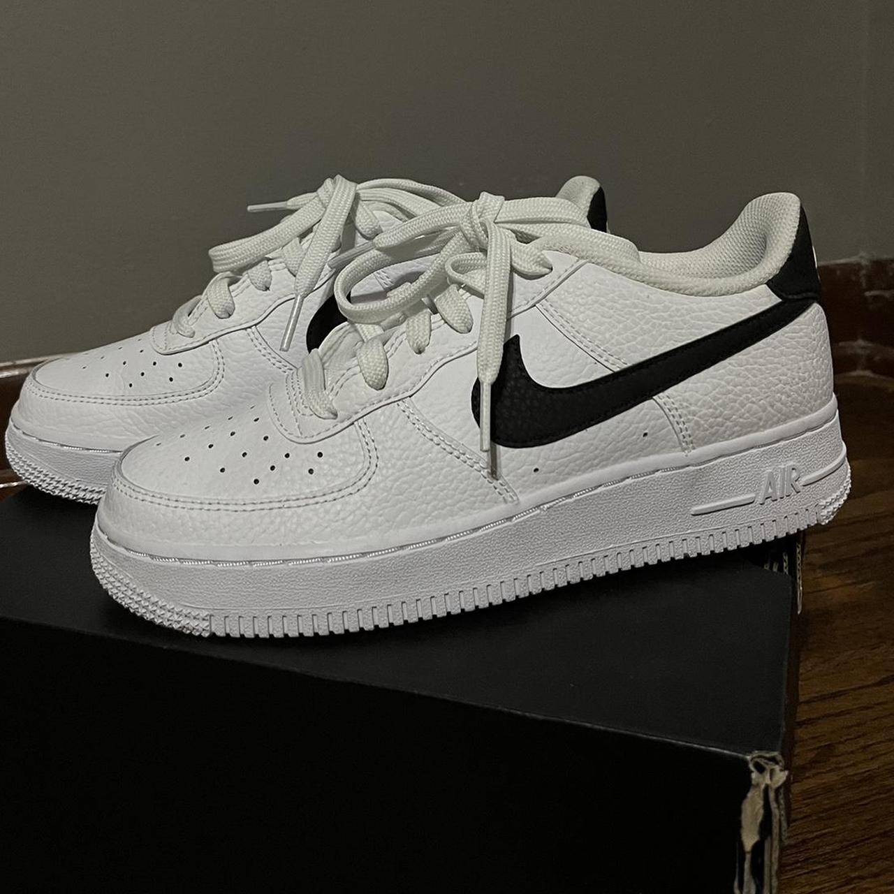 Nike Air Force 1 Low Shoe - 4.5Y - Black