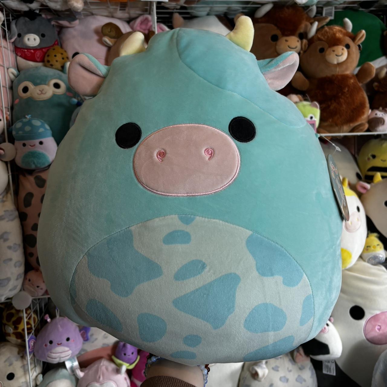 Tuluck Squishmallow authentic 16 inch - Ultra Rare