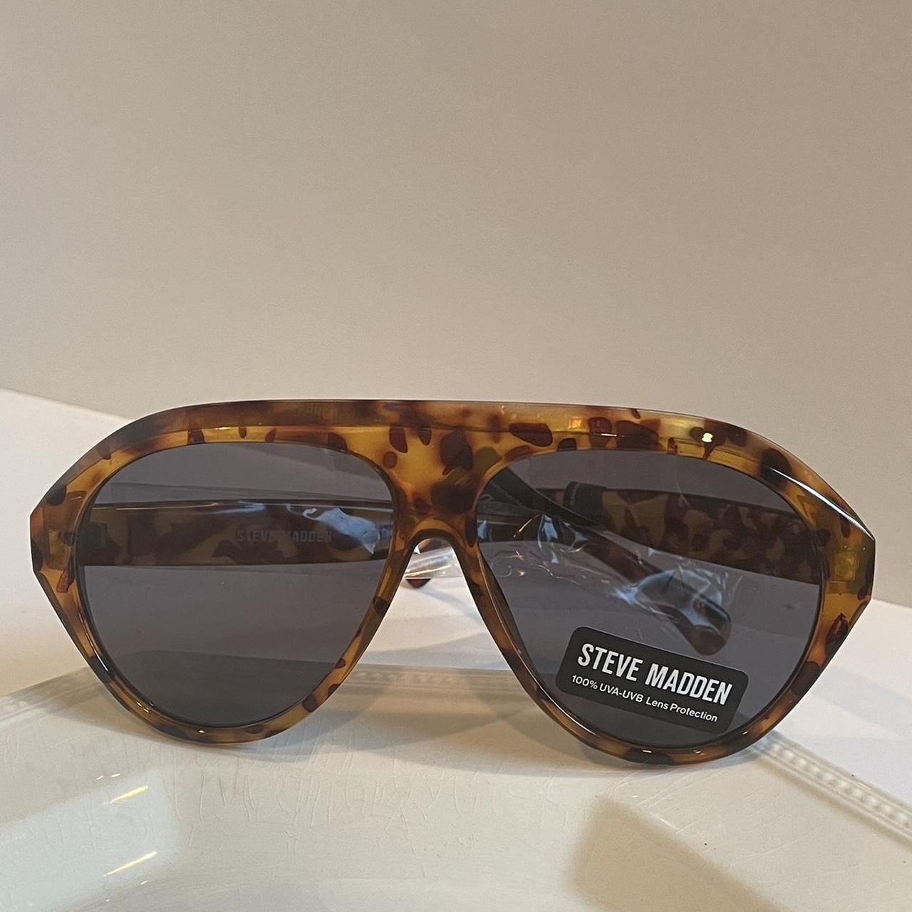 Printed Steve Madden Sunglasses - Depop