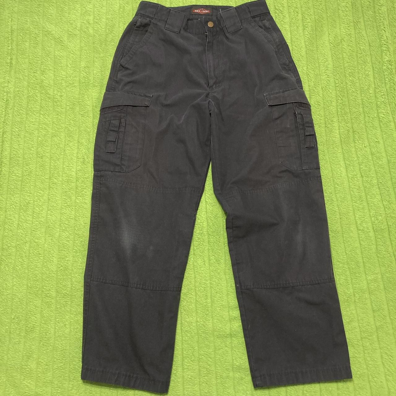 2000s Navy blue TRU-SPC baggy cargos pants ... - Depop