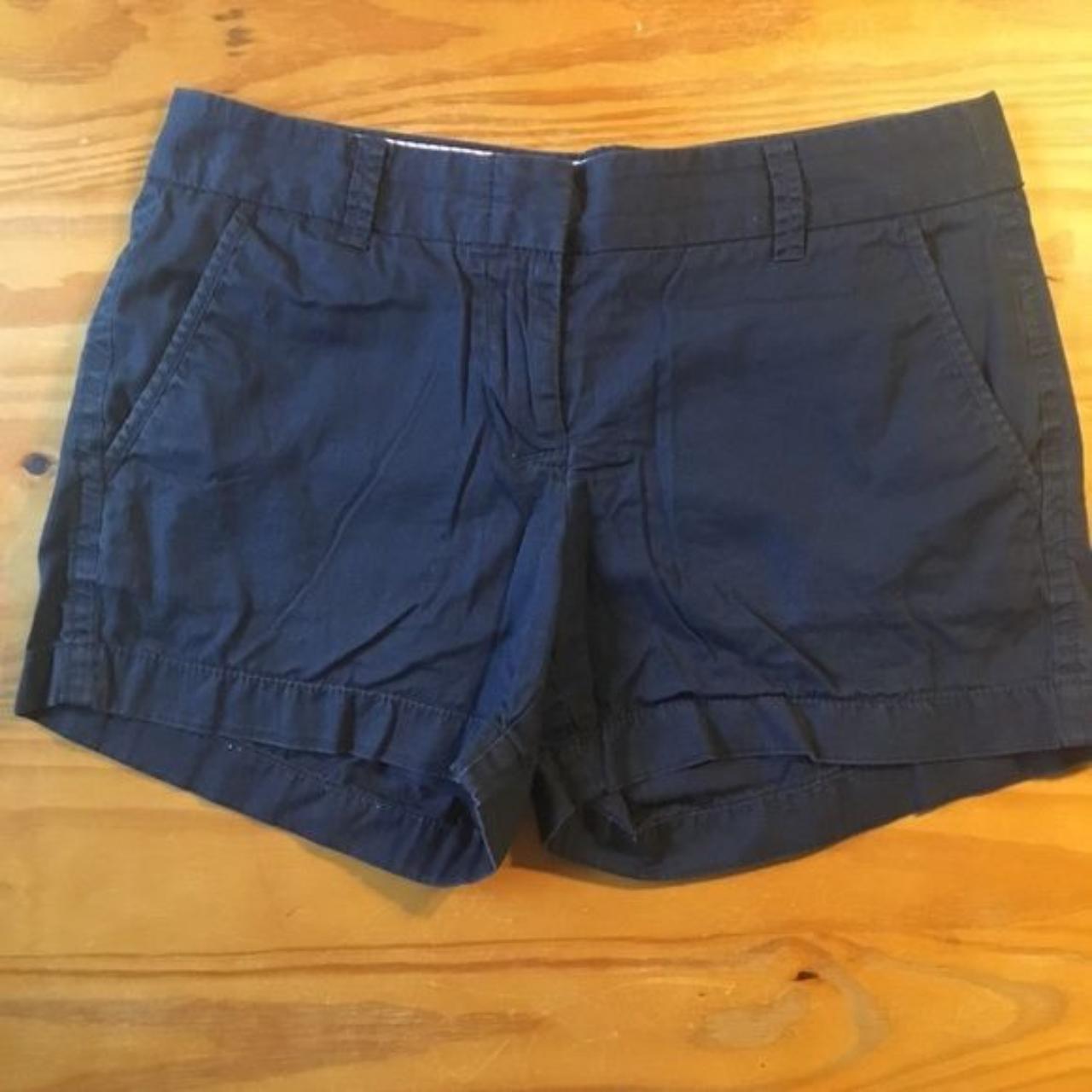 Description: - Front and Back Pockets - Inner hook... - Depop