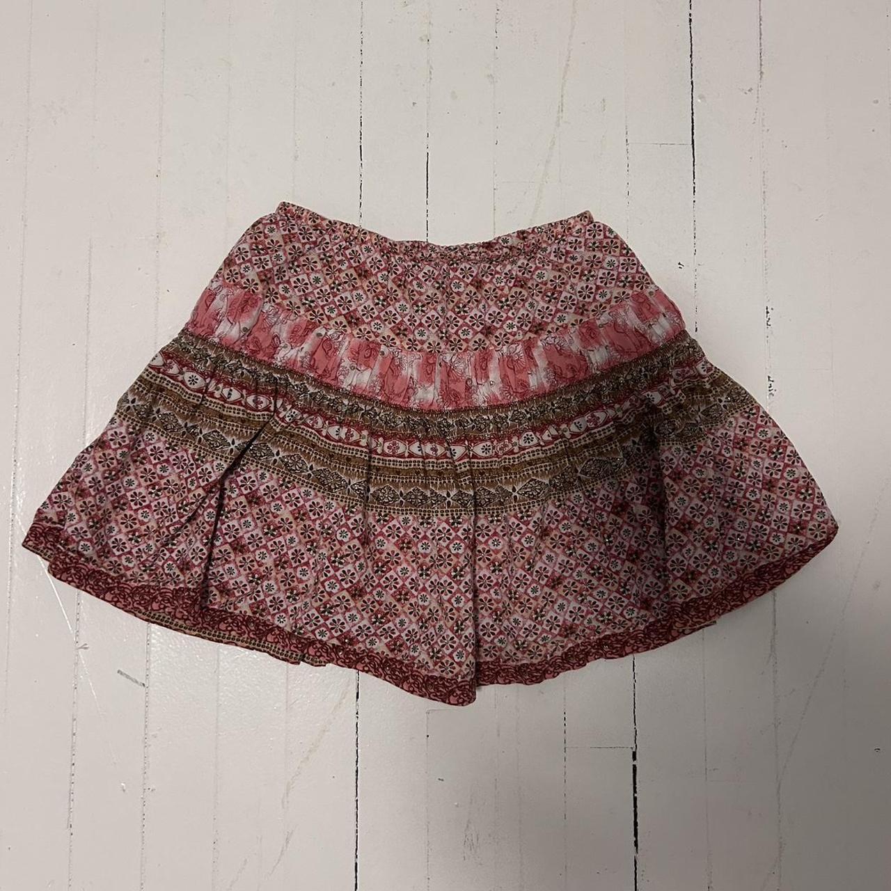 item listed by clothing_treasures_haven