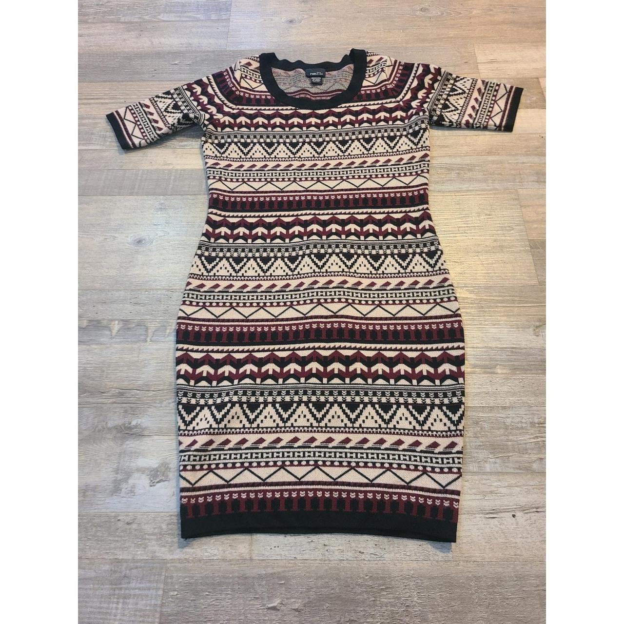 Rue 21 medium women's geometric bodycon sweater... - Depop