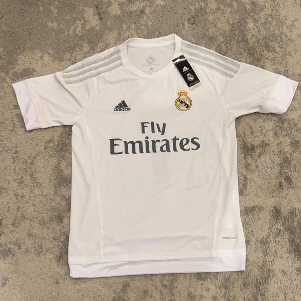 cristiano ronaldo white shirt