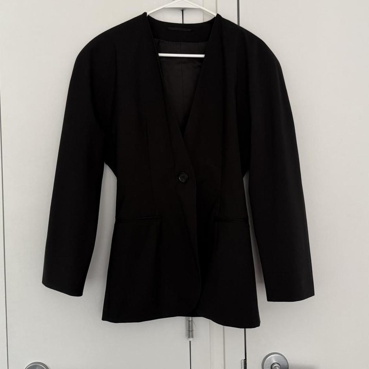 item listed by reillykhiga