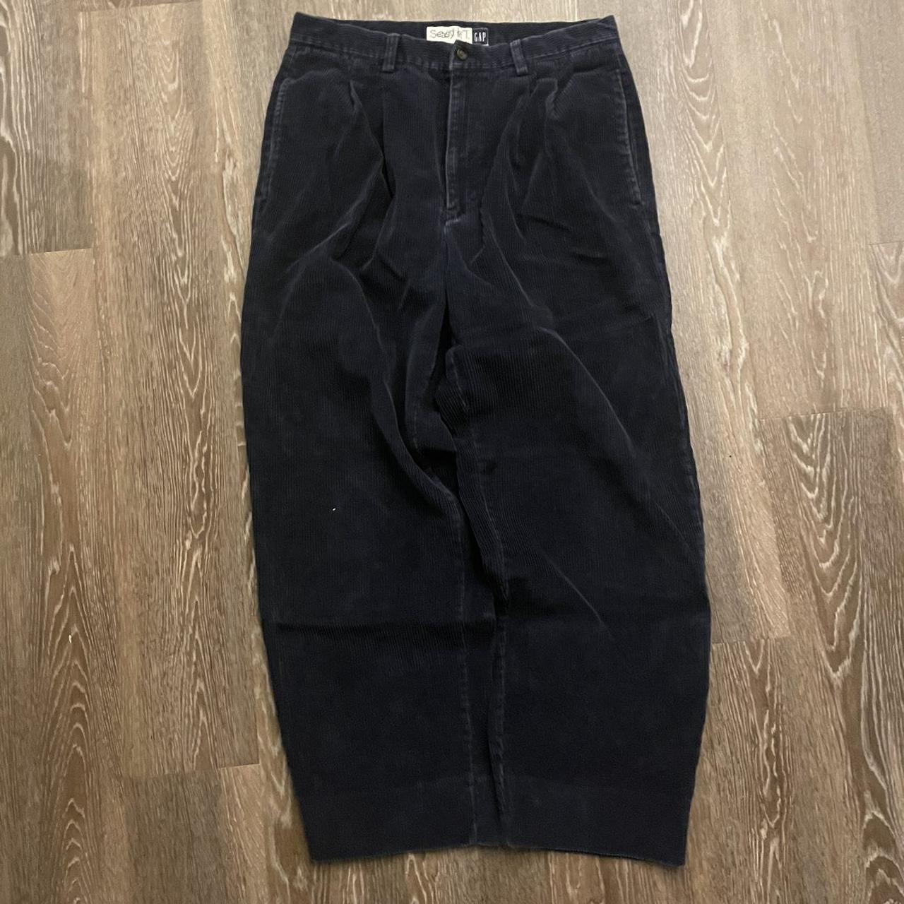 Gap Men's Navy Trousers | Depop