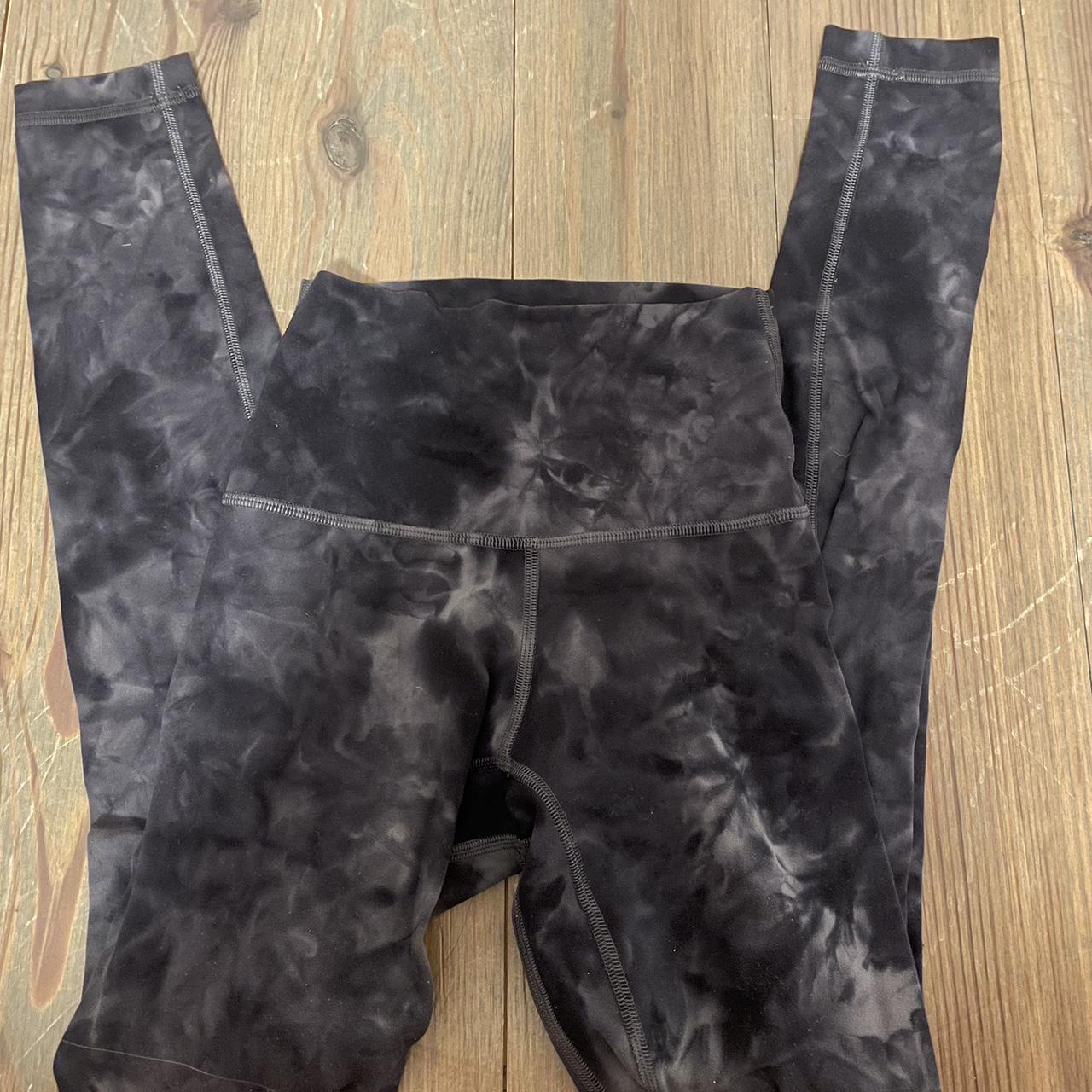 Lululemon align leggings Retails 118$ Size 0 XXS - Depop