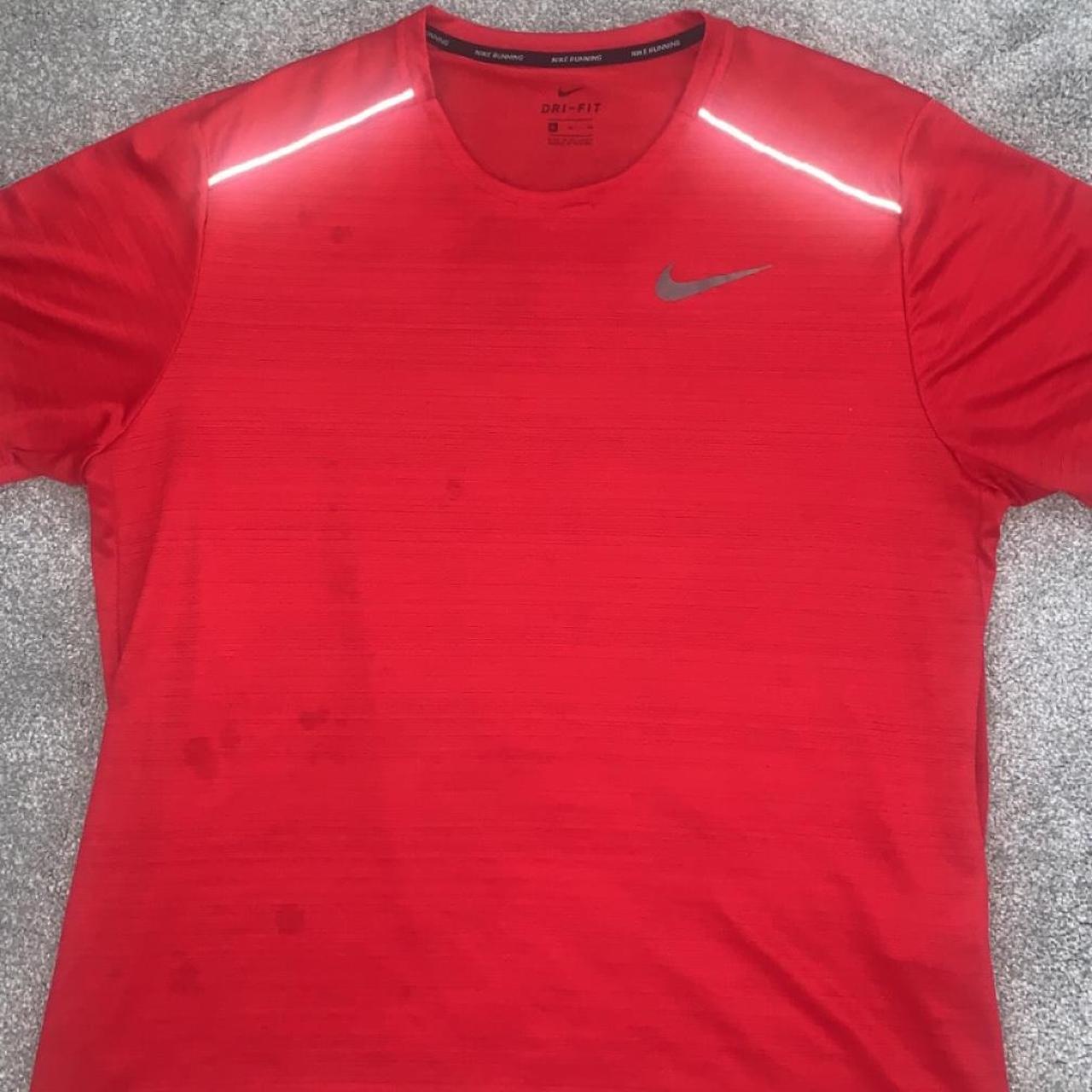 Nike Men's Red T-shirt | Depop