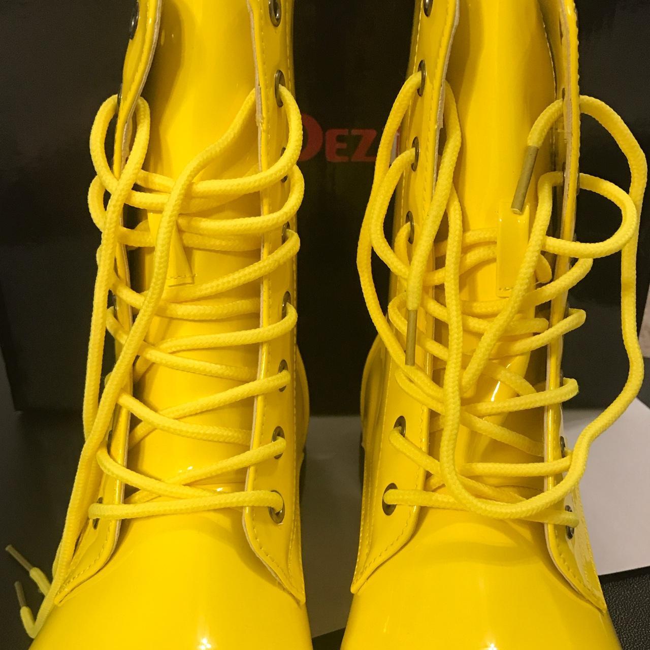 boots yellow mellow
