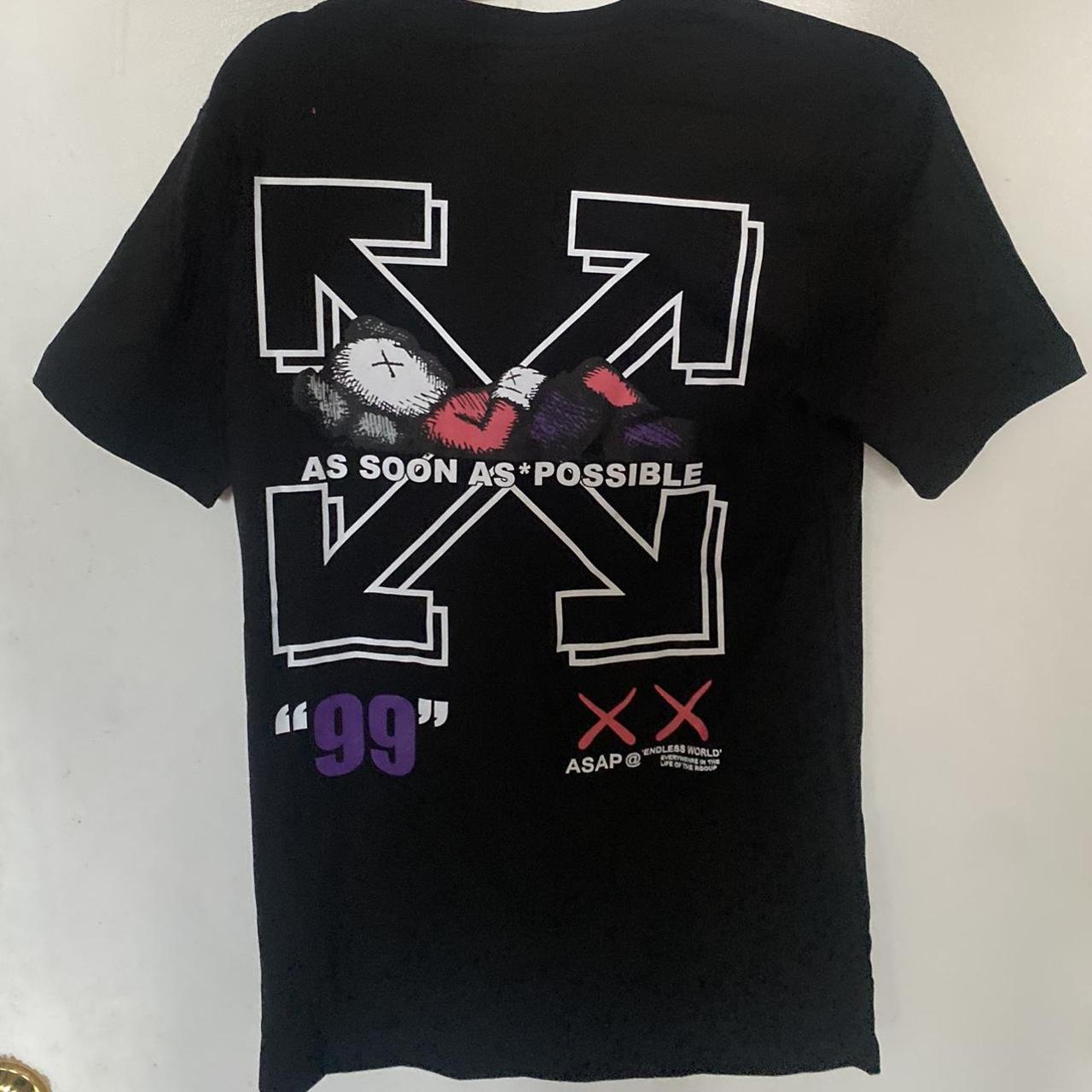 Off-White Men's Black and Red T-shirt (2)