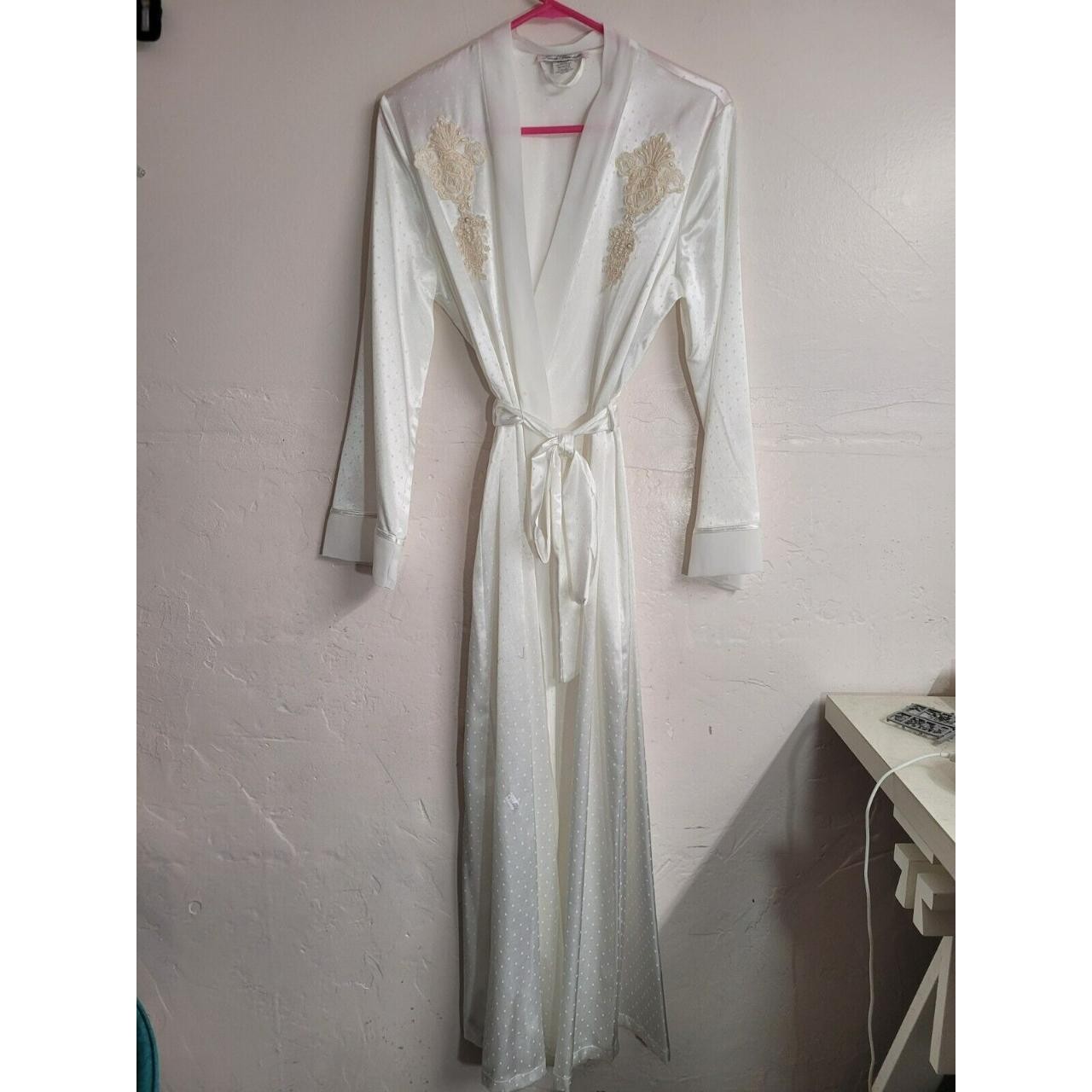 Linea Donatella Women's Cream and White Robe