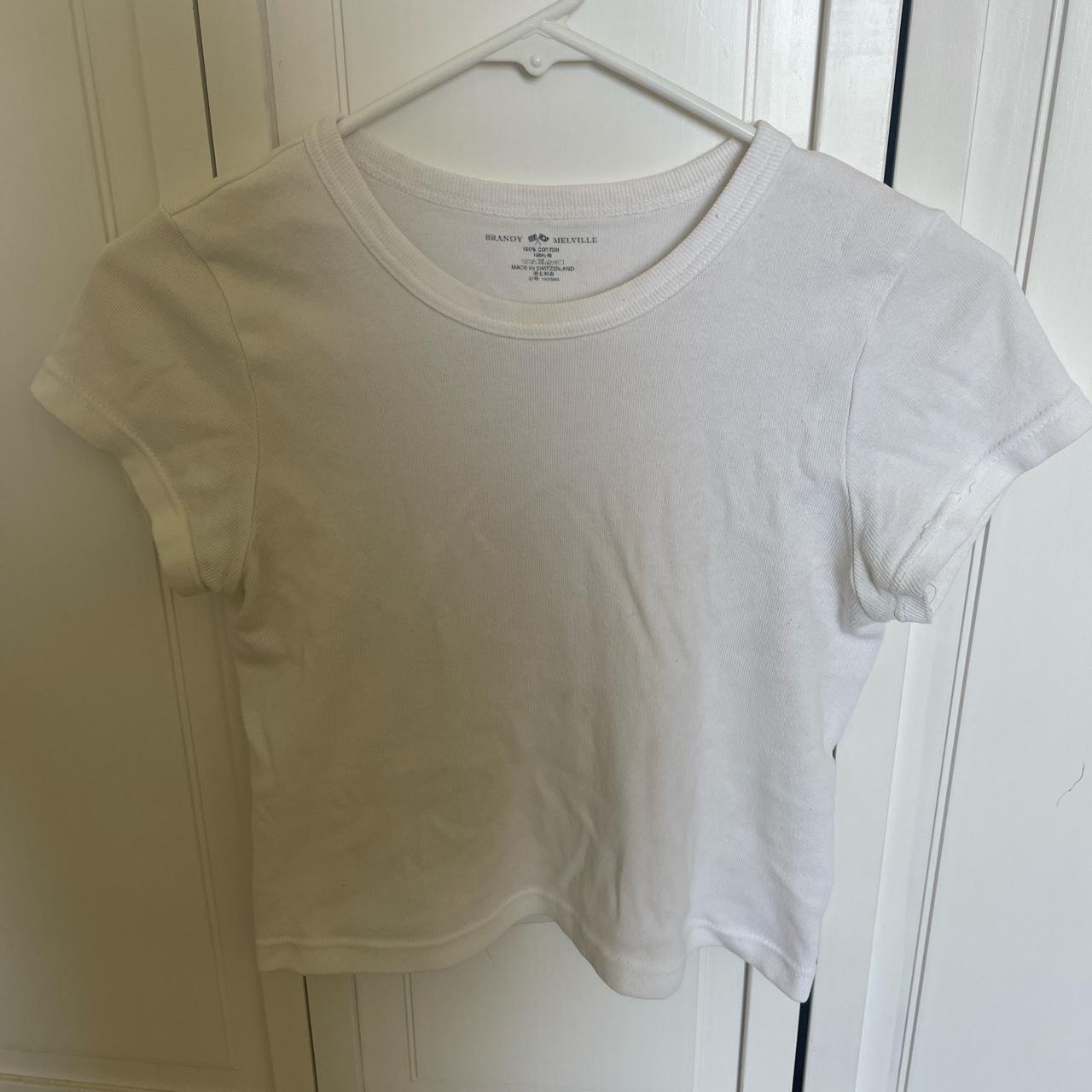 Brandy Melville Women's Tshirt Depop