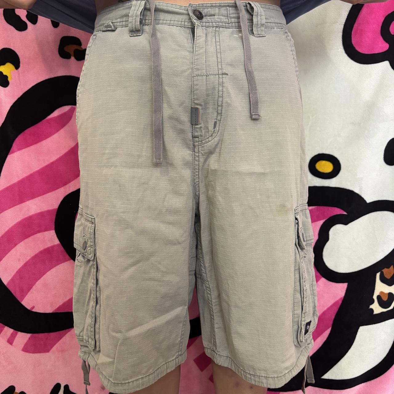 item listed by liveoff3arth