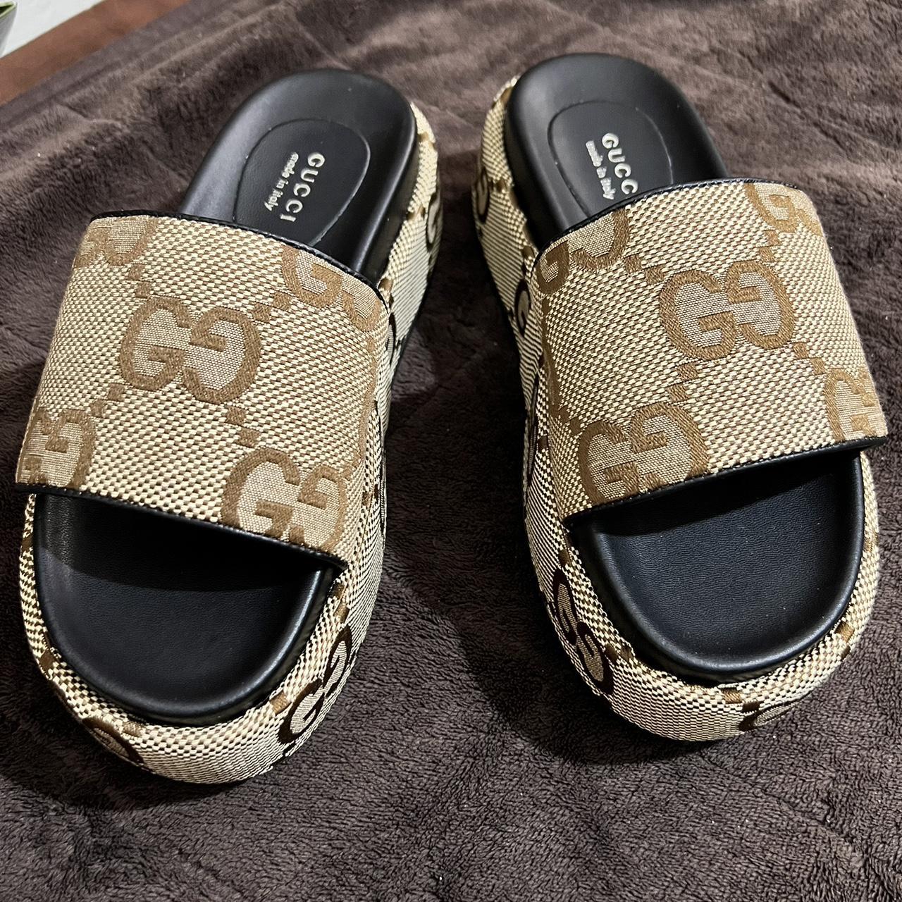 WOMEN'S JUMBO GG PLATFORM SLIDE SANDAL Size 36... Depop