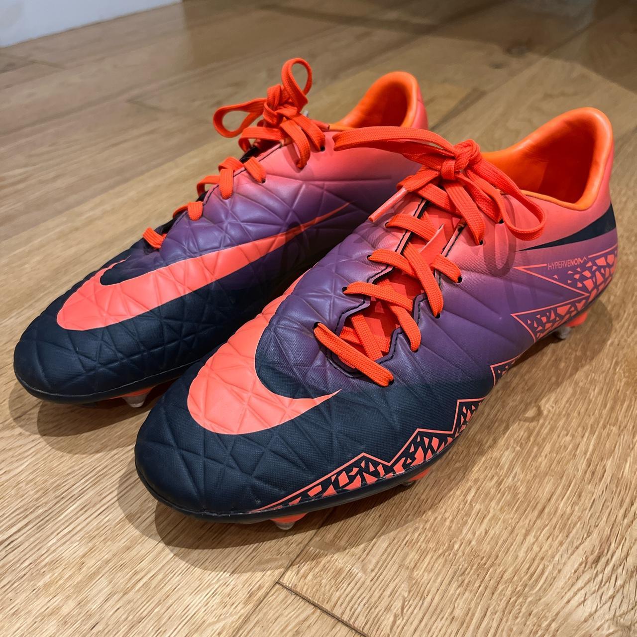 nike hypervenom studs