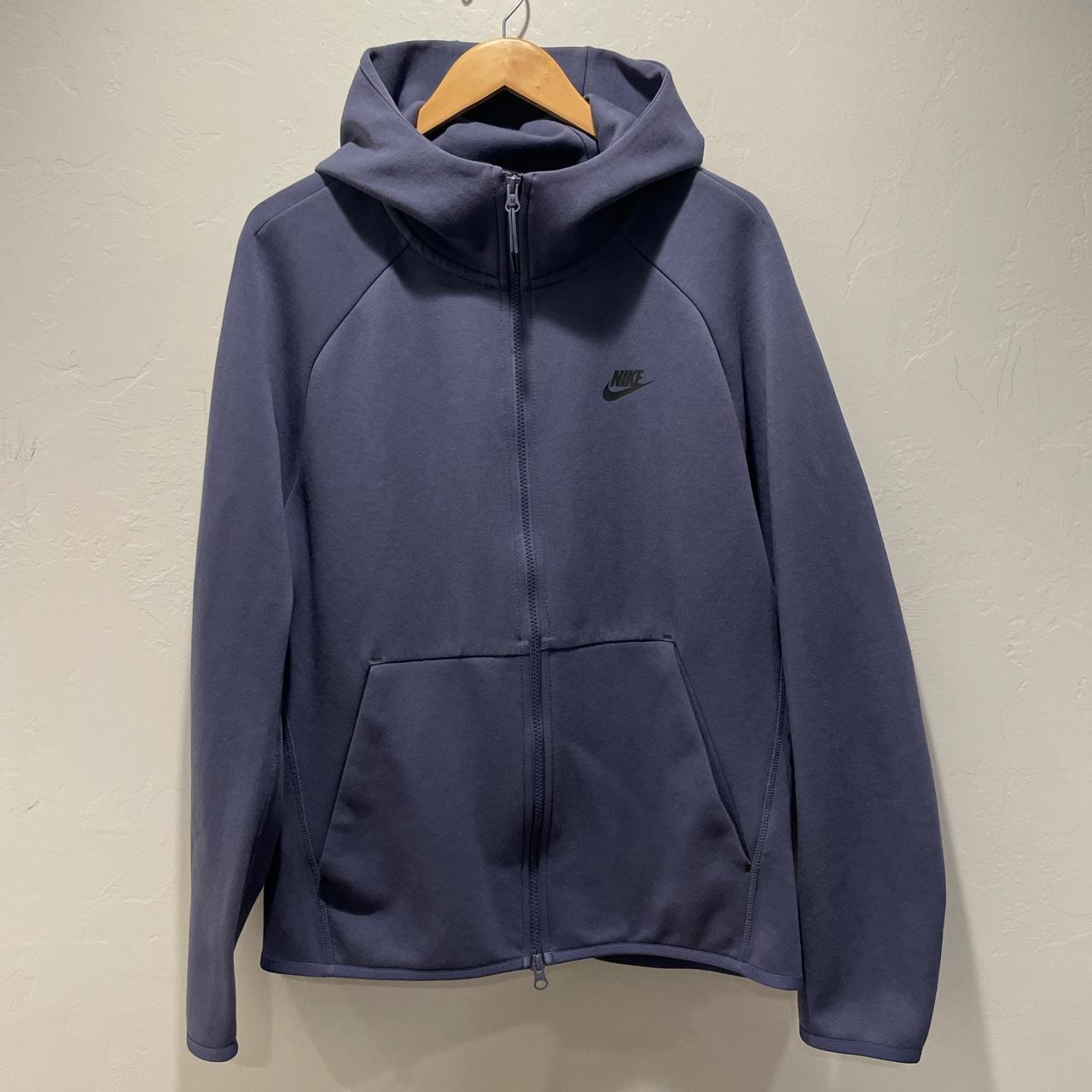 NIKE TECH FLEECE (OLD SEASON) LAVENDAR/NAVY... - Depop