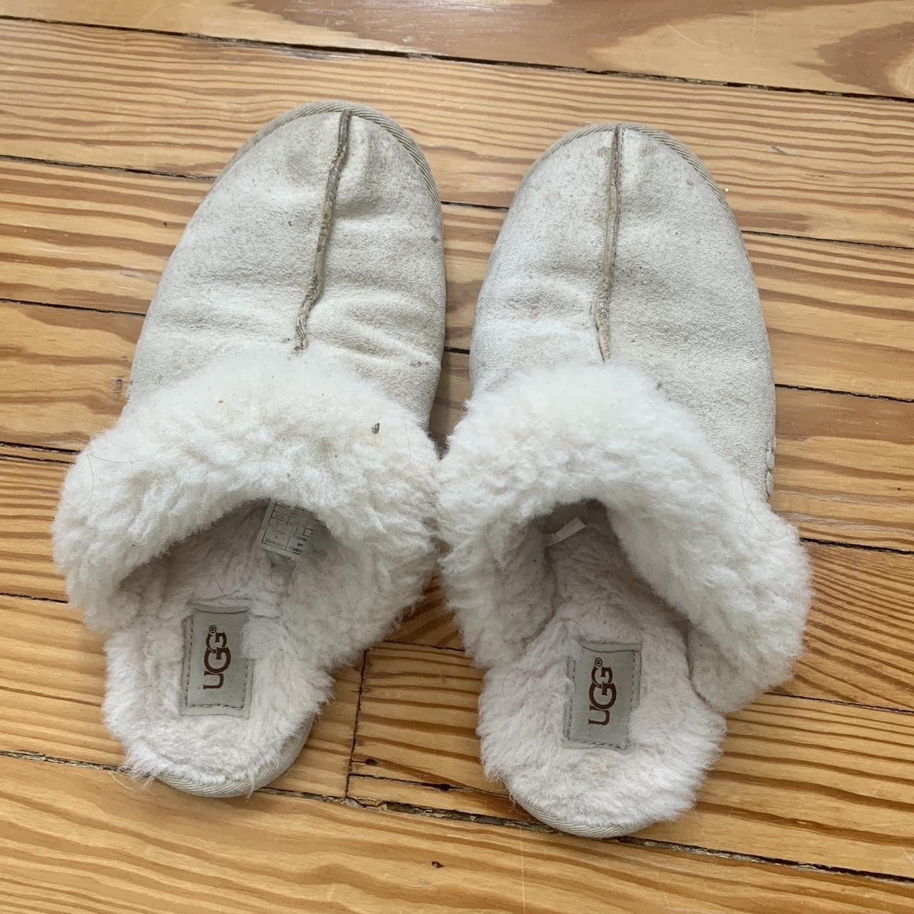 UGG comfy slippers - Depop