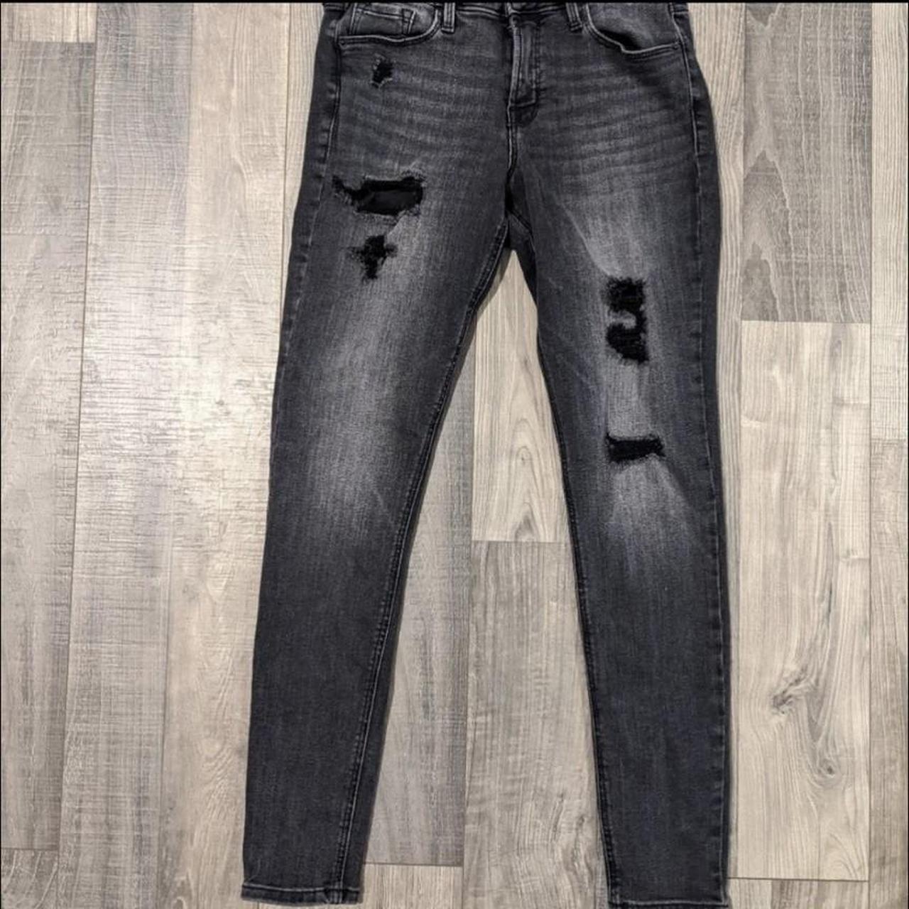 Old Navy Rockstar Super Skinny Low Rise Black Jeans - Depop
