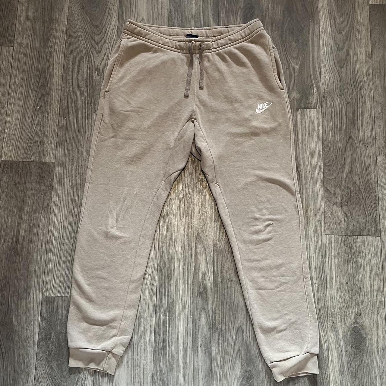 jogger nike beige