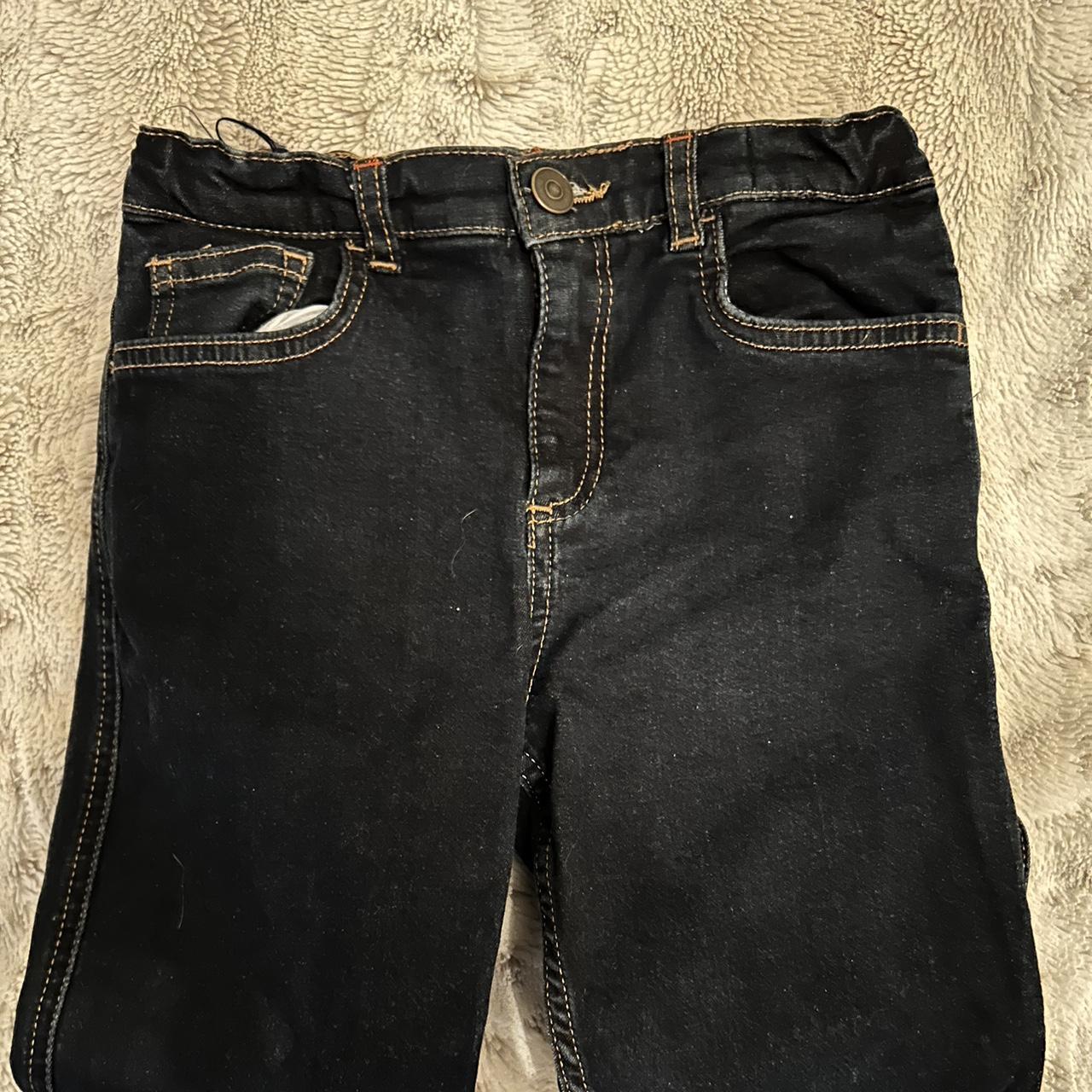 item listed by lizziewal1
