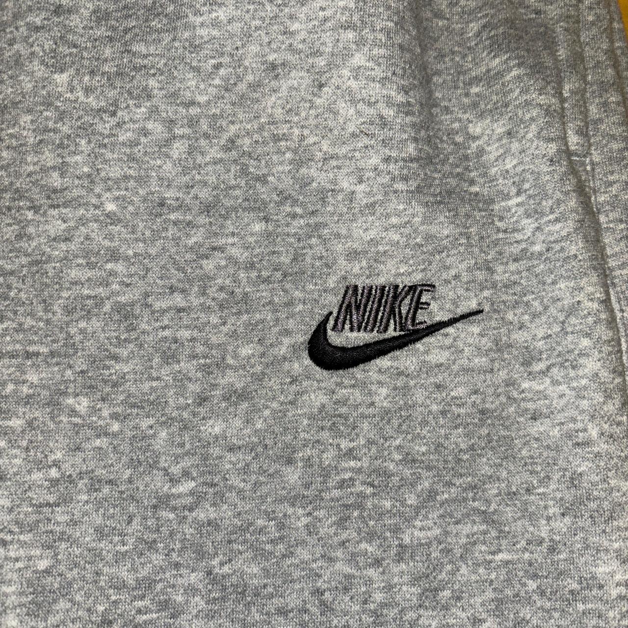 grey nike track suit