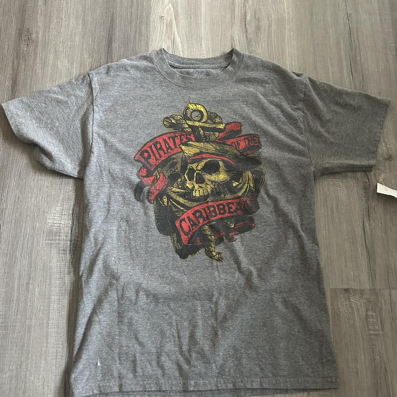 Vintage Disney Pirates of the Caribbean Shirt Disney - Depop