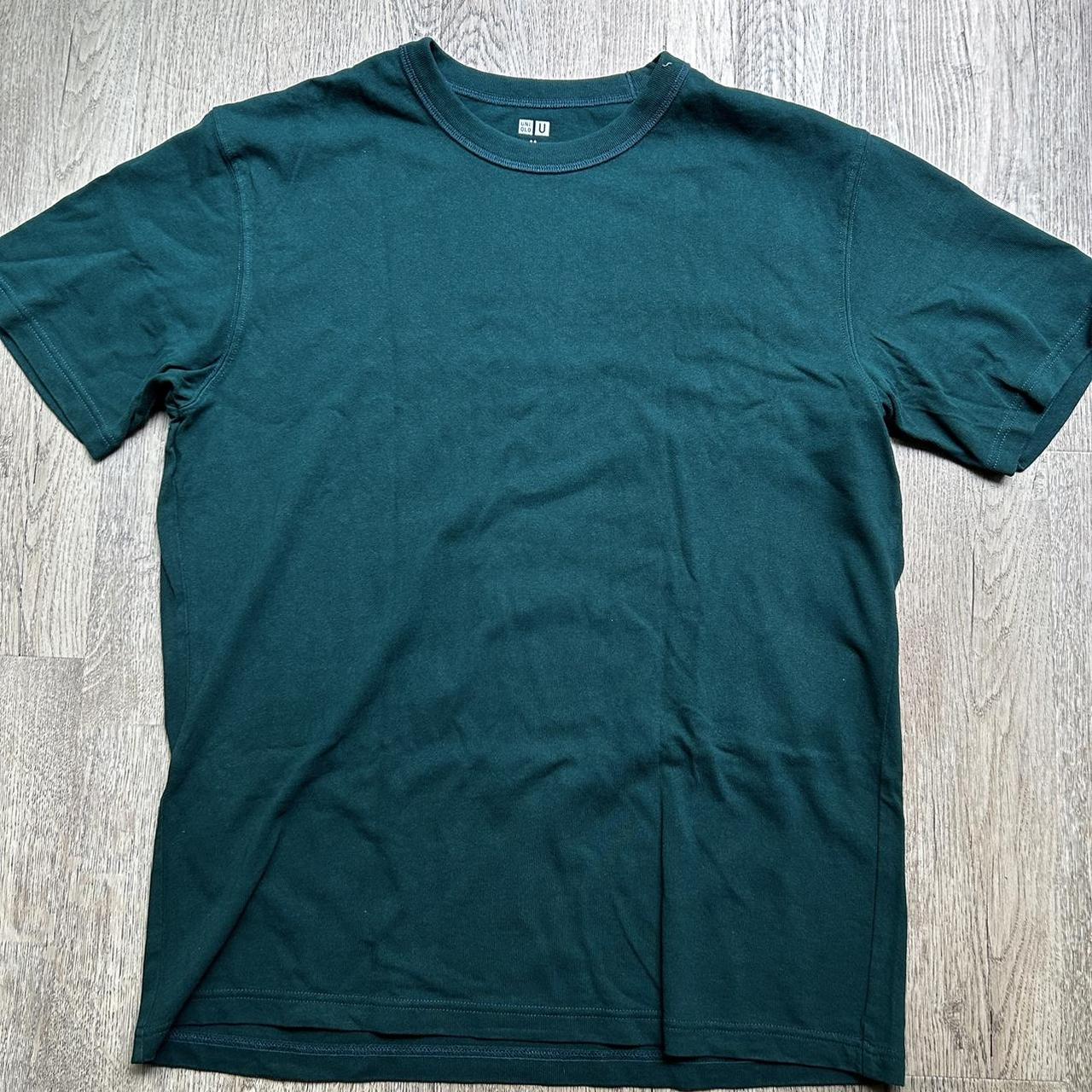 Uniqlo - Green T-Shirt Size: Medium RRP:... - Depop