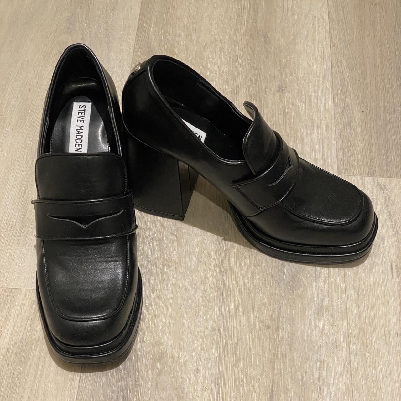 Steve Madden Women's Black Loafers | Depop