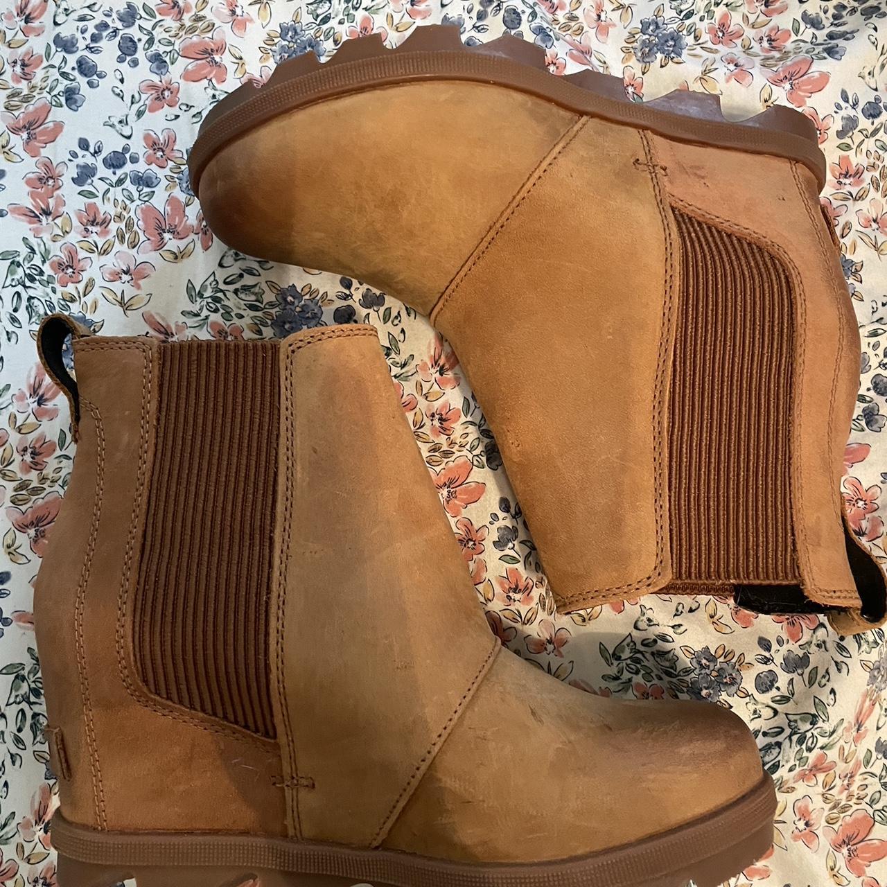 sorel wedge boots brown