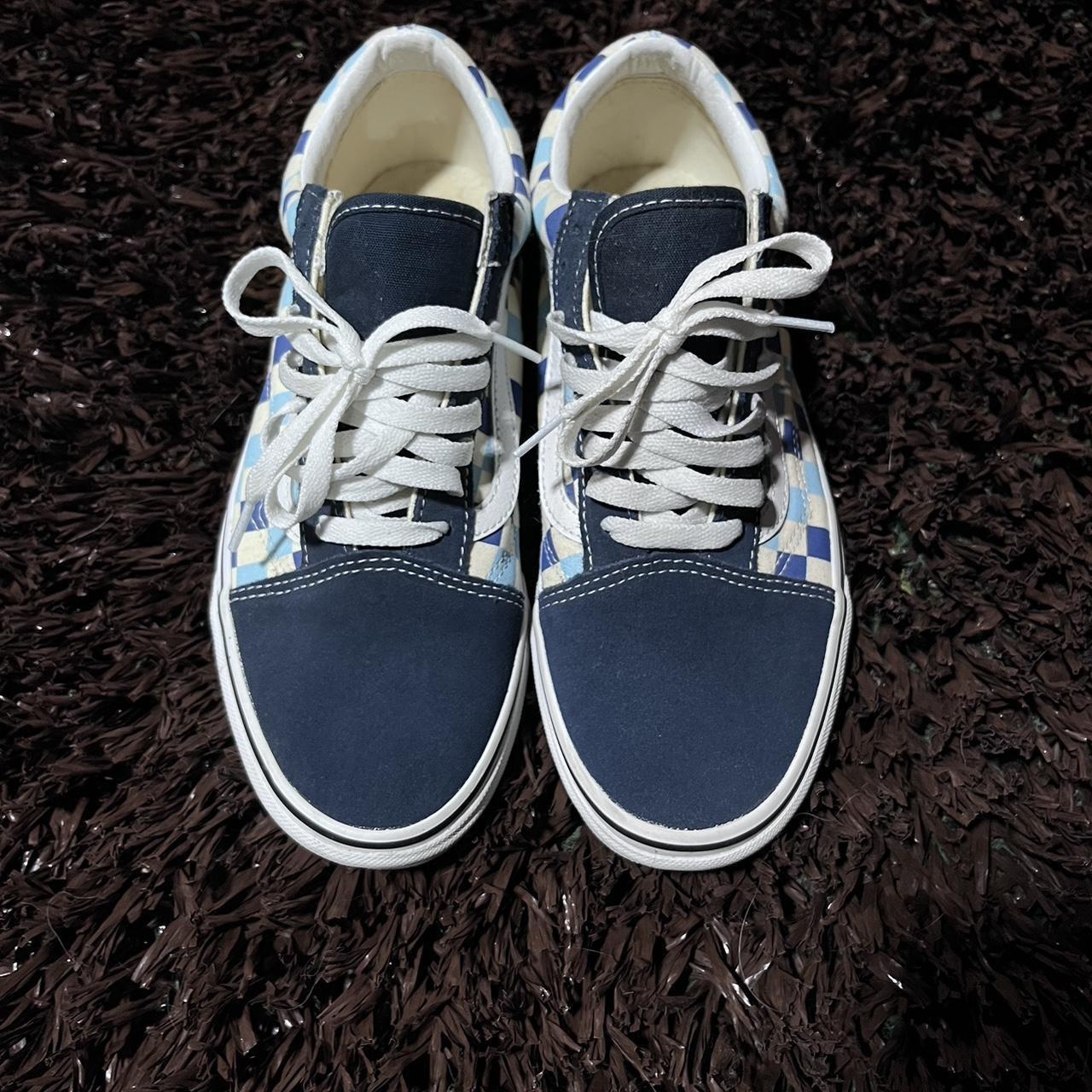 Navy blue checkered vans best sale