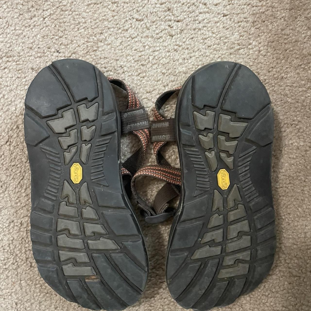 Chaco Z/2 Mens S 7 - I find that chacos fit large... - Depop