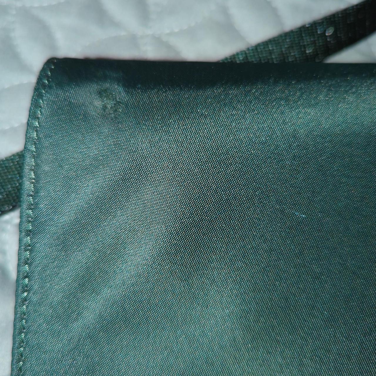 Lululemon Women's Wallet Clutch Crossbody Bag Rainforest Green