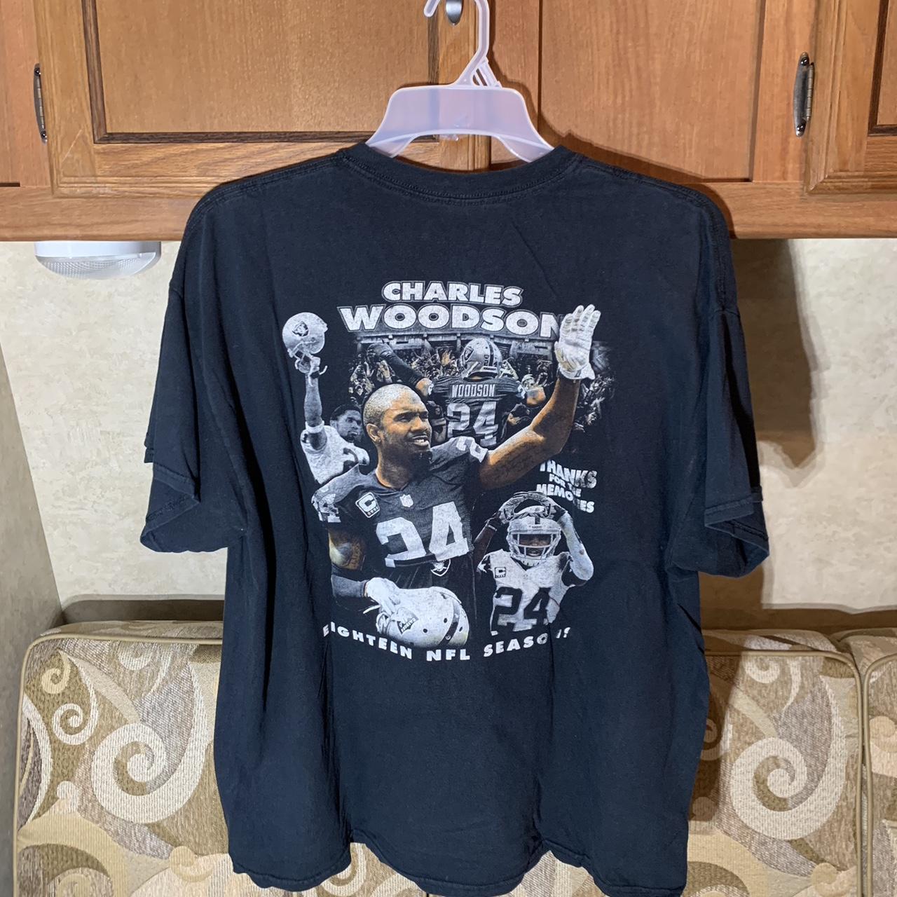 ♻️VTG Charles Woodson raiders jersey♻️ L(Top to - Depop