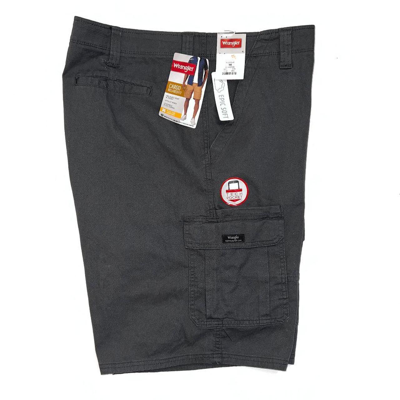 Wrangler Epic Soft Men’s Size 46 Relaxed Fit 10"... Depop