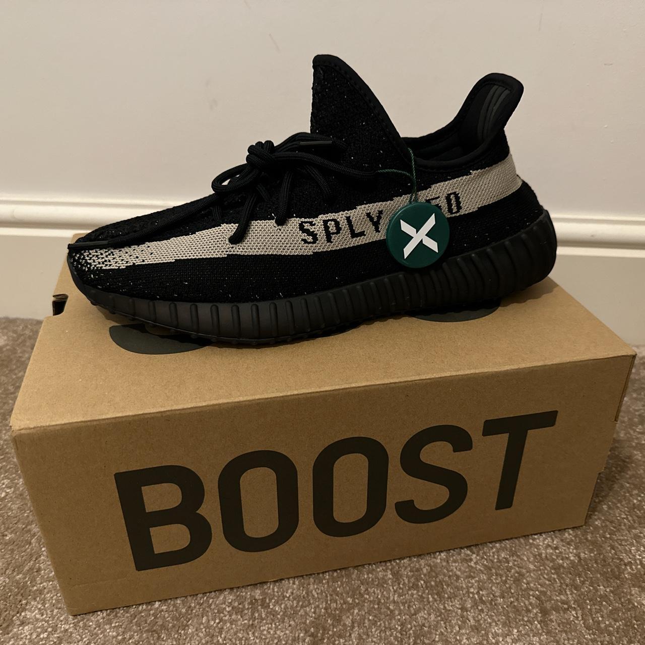 Yeezy Men's Black Trainers Depop