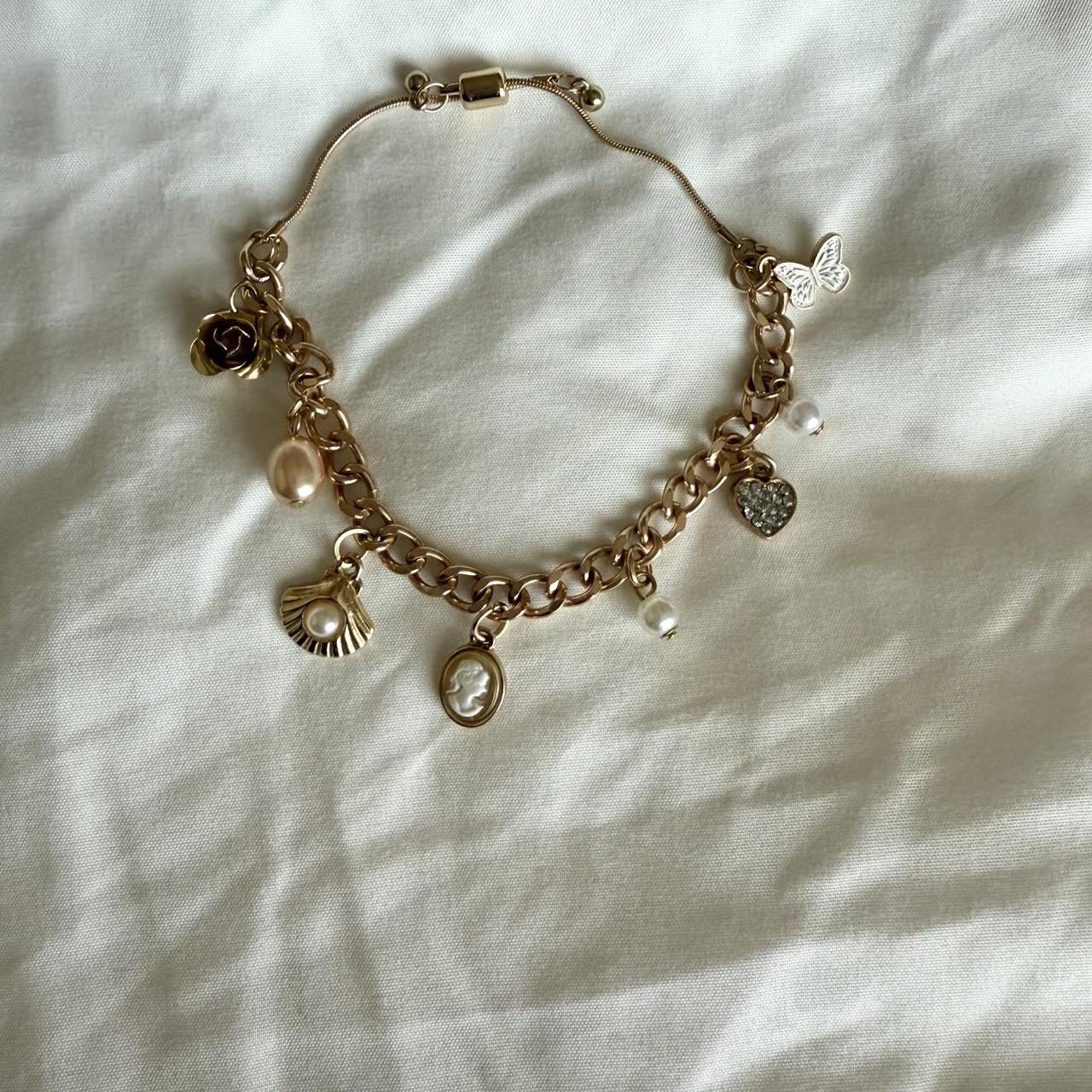 item listed by annaxmaria27