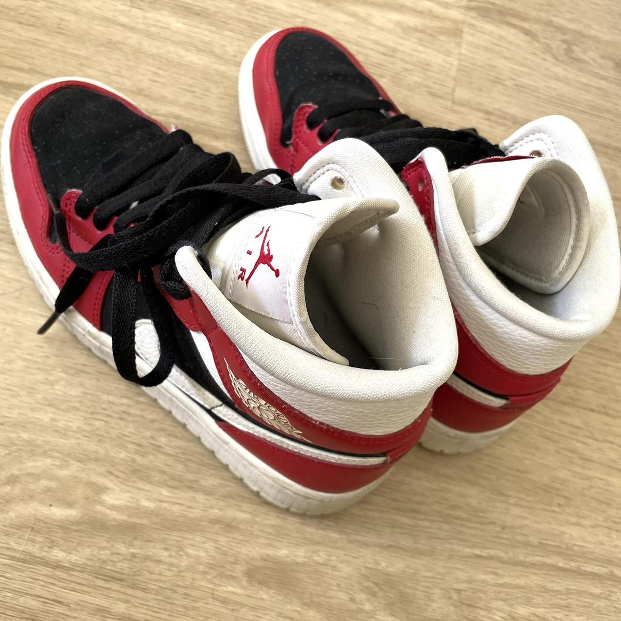 womens jordan 1 trainers