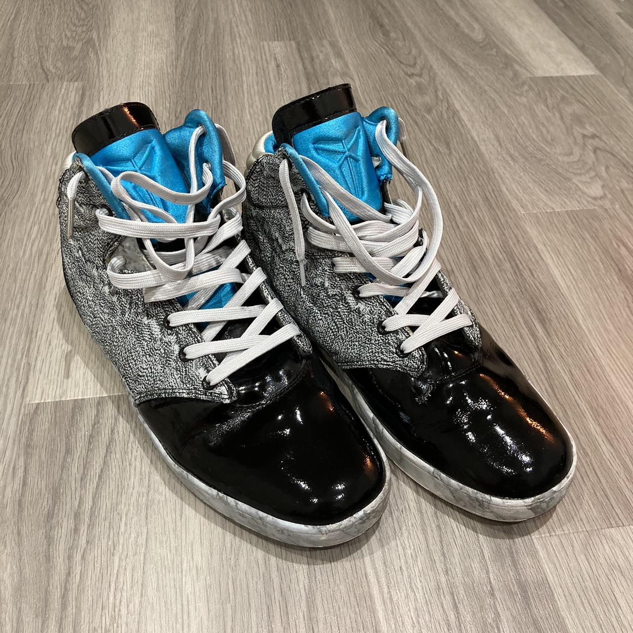 throwback kobe shoes