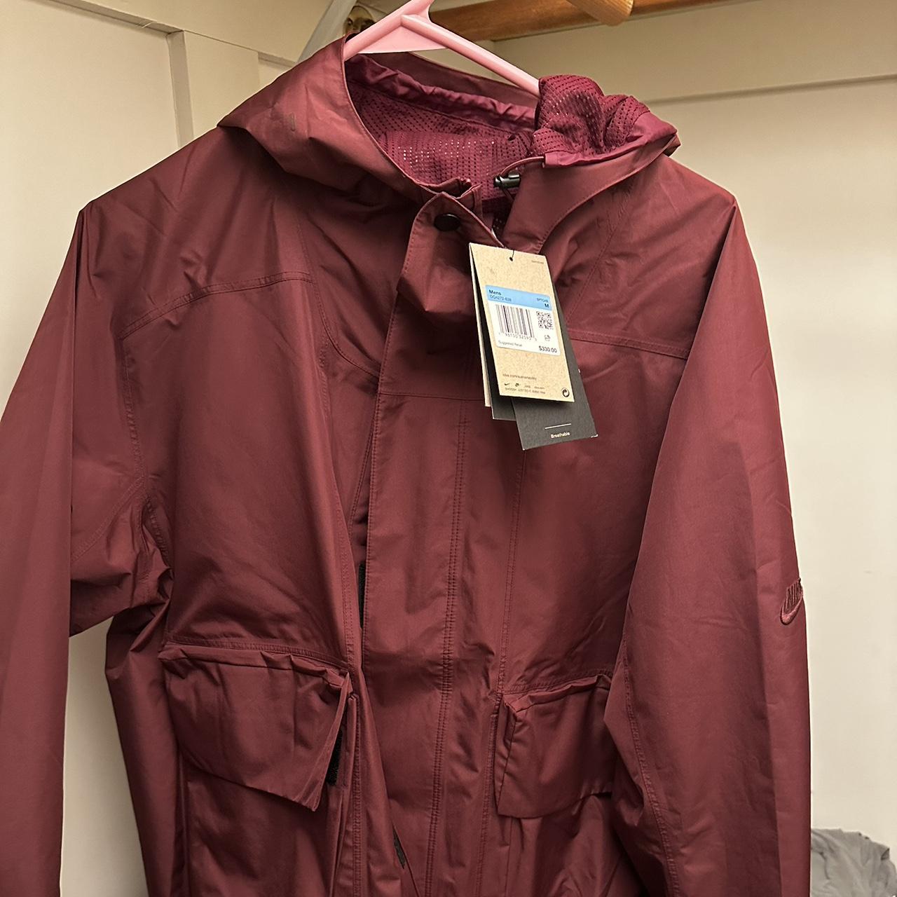 Nike tech outlet pack rain jacket