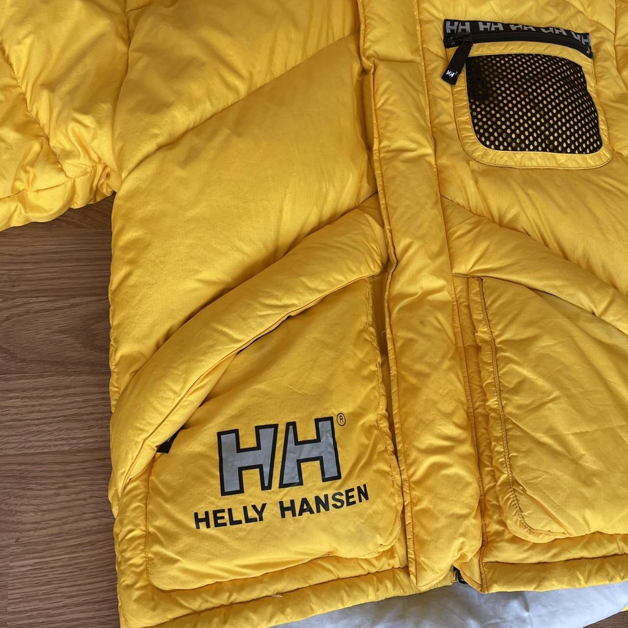 INSANE Helly Hansen Puffer Has a super Depop