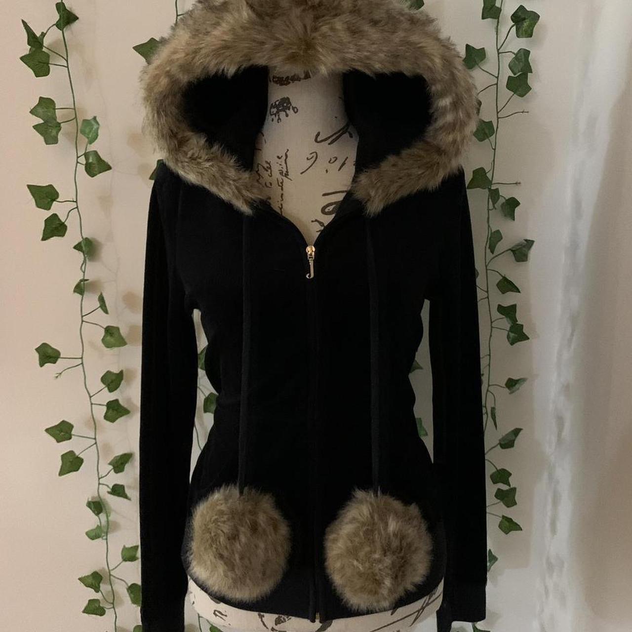 Y2k fur-jacket - Depop