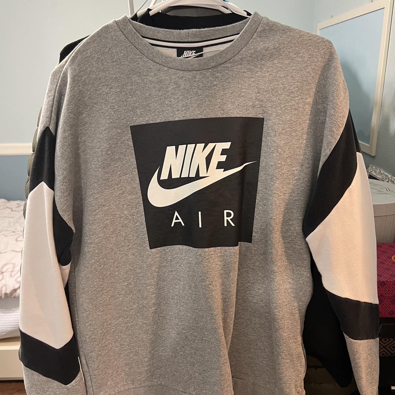 Nike discount multicolor jumper