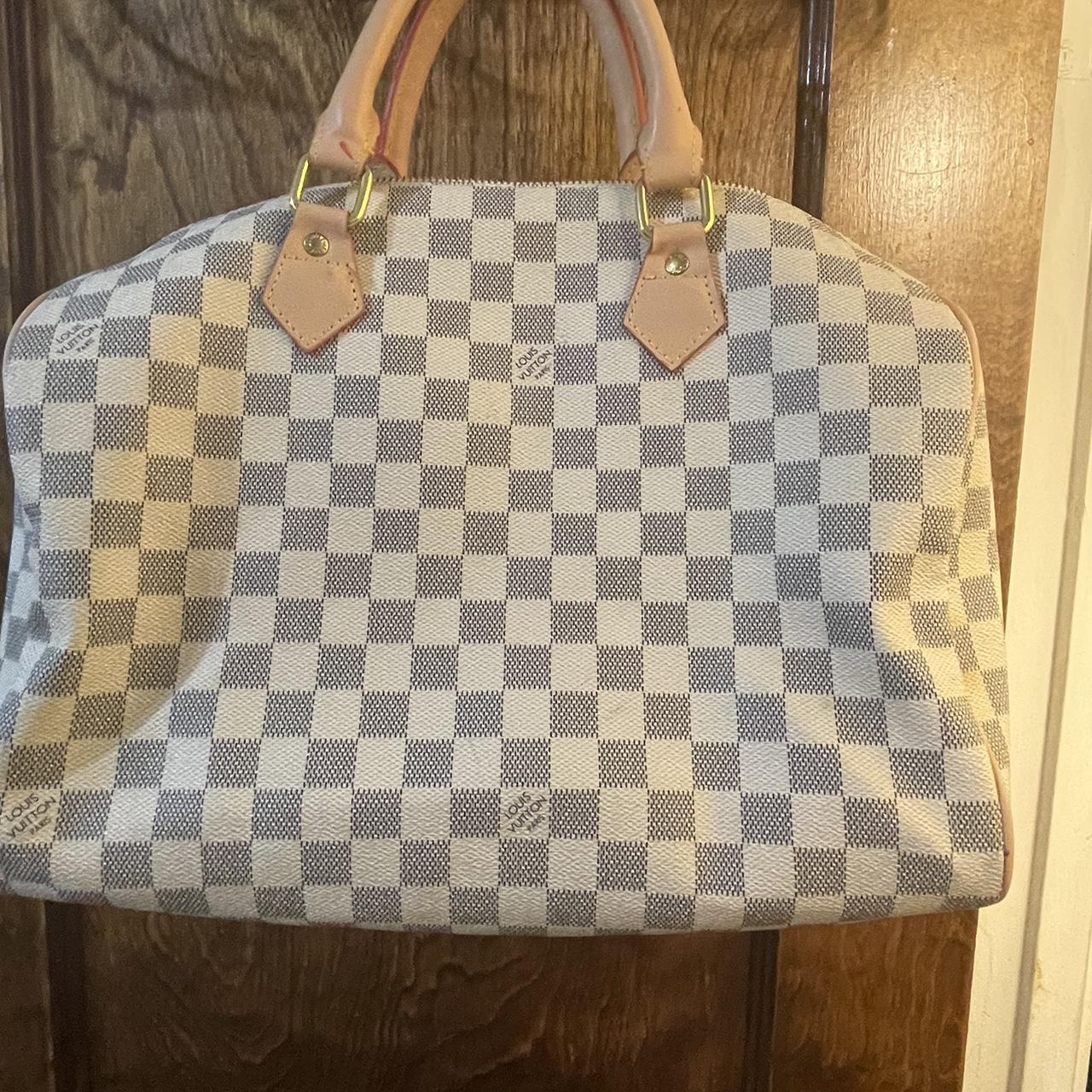 Louis Vuitton inventeur bag Good condition - Depop