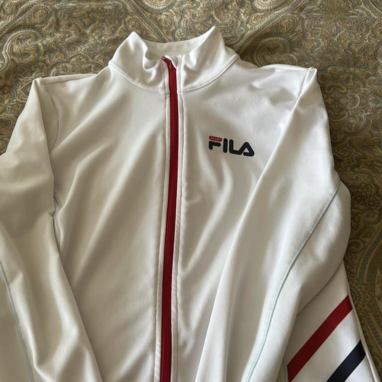 White fila jacket - Depop