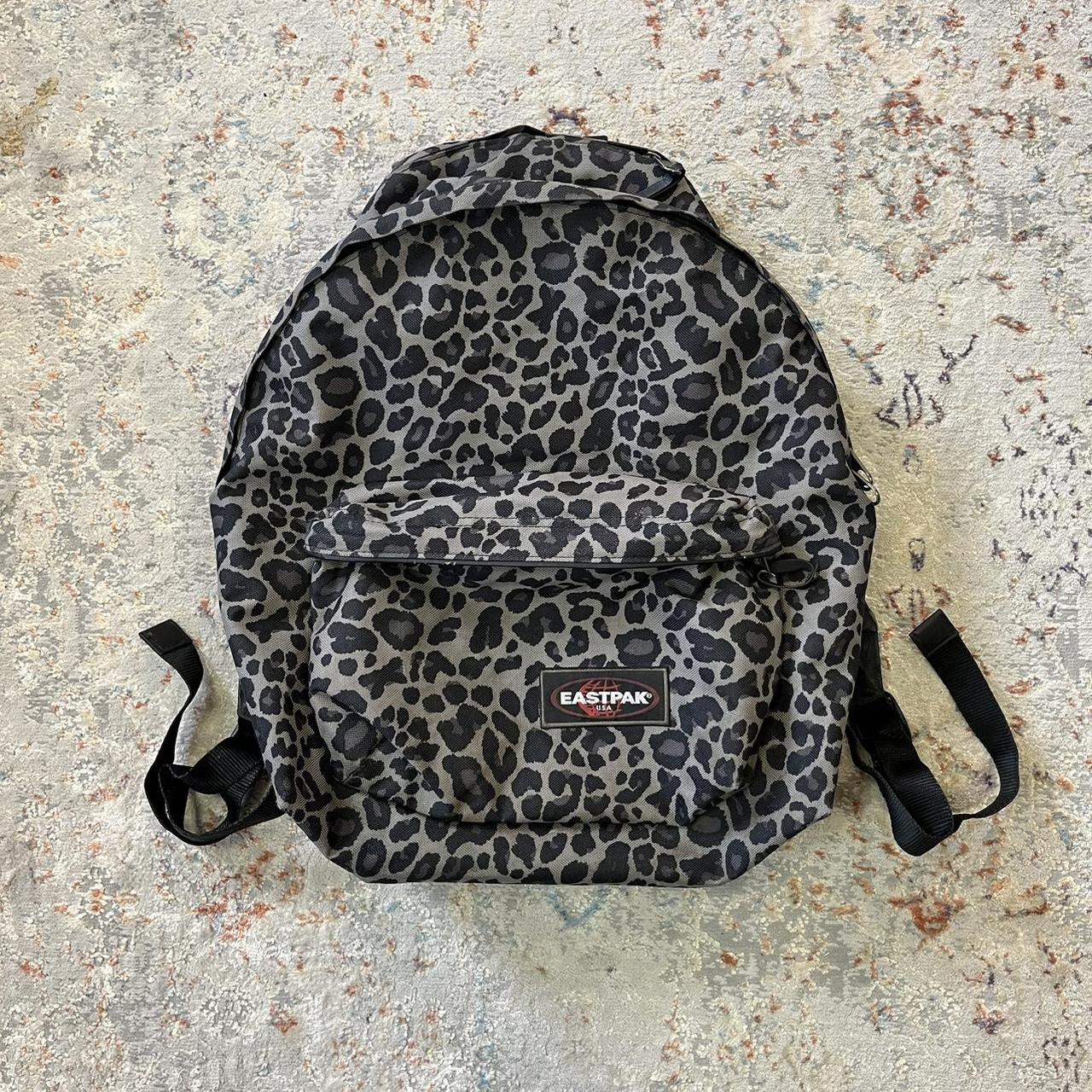 Sac eastpak outlet leopard