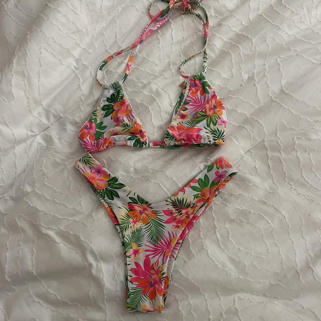 kulani kinis bathing suit size xs originally... Depop