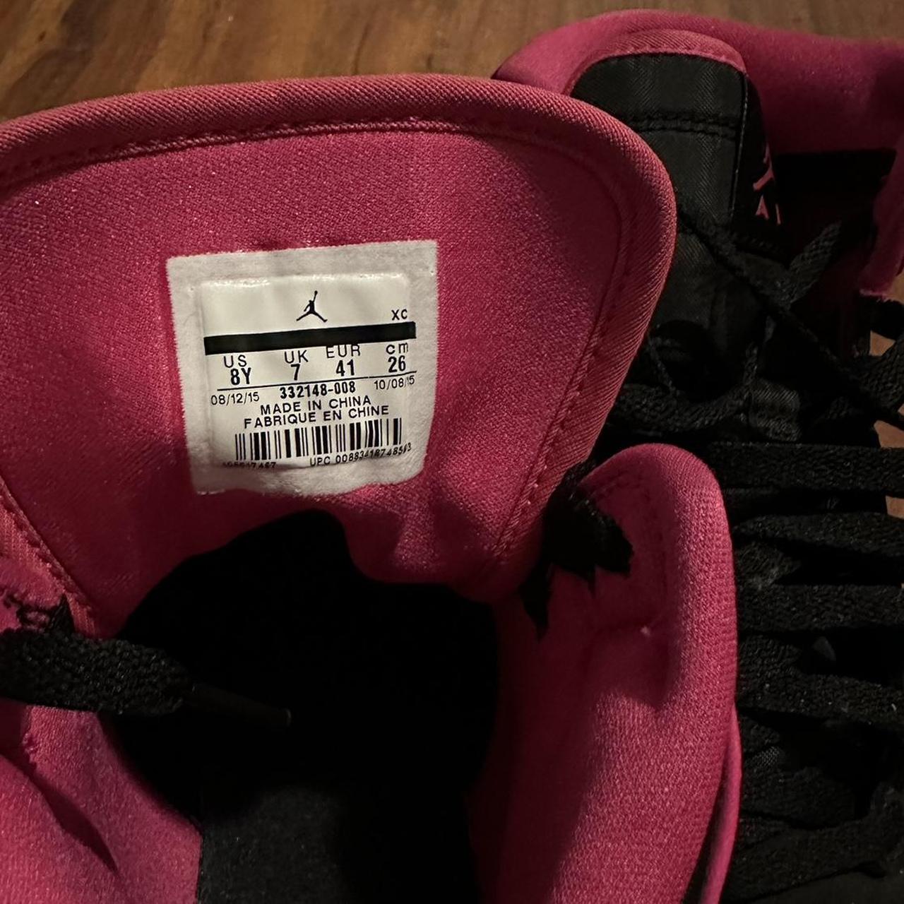 jordan 1s pink black and white