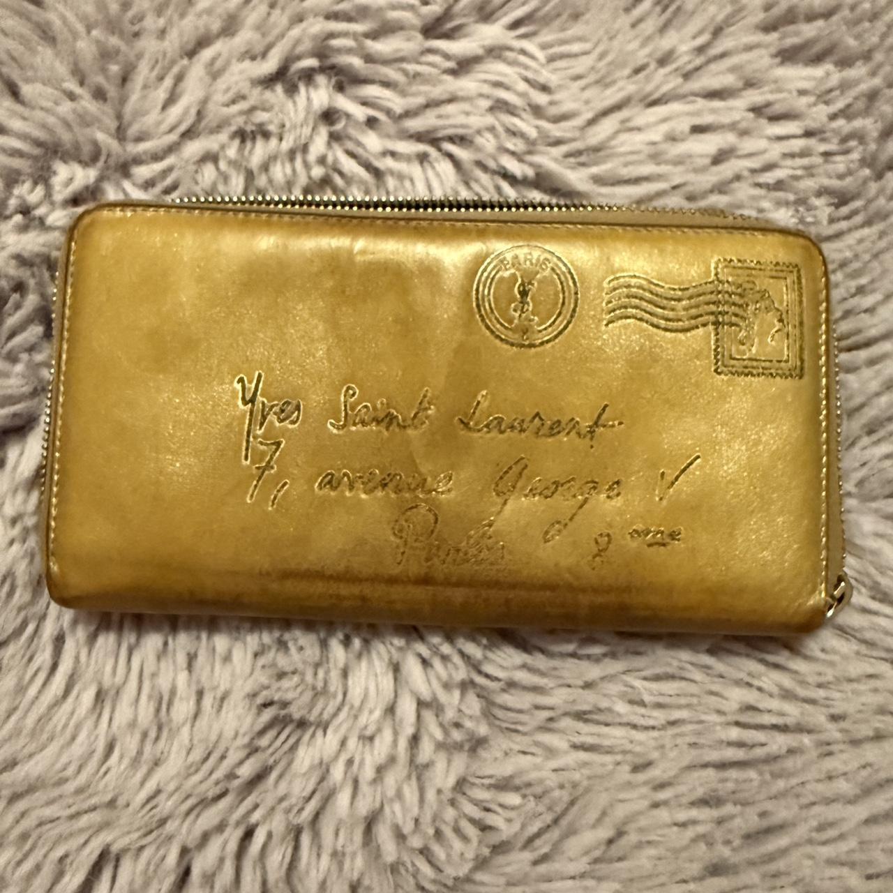 Yves Saint Laurent Women's Wallets - Gold/Tan – YSL collectors, Leather wallet The interior is …